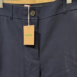 Boden Women’s Navy Cuffed Chinos